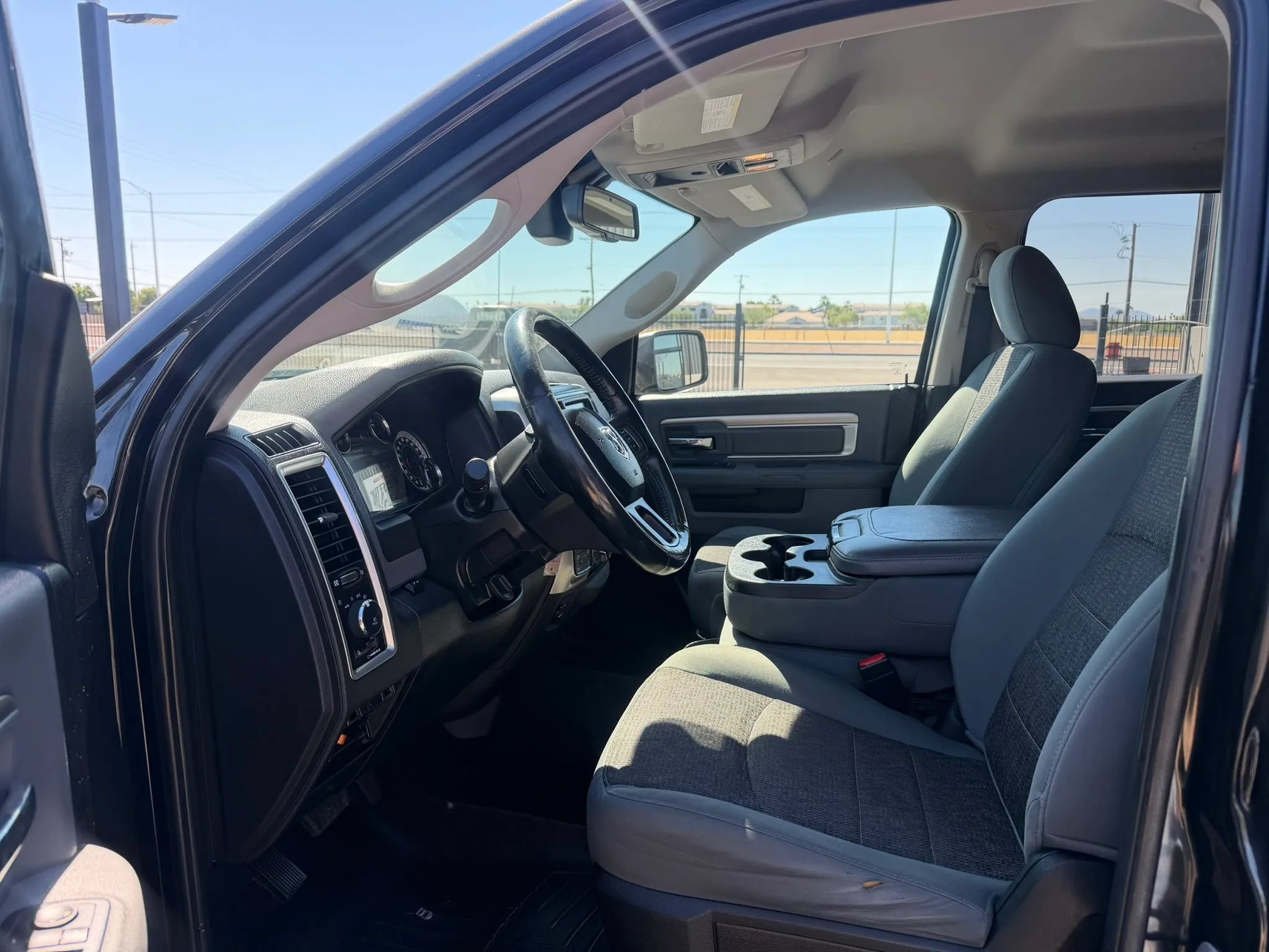 Used 2017 RAM 1500 Big Horn AWD/4WD image 17