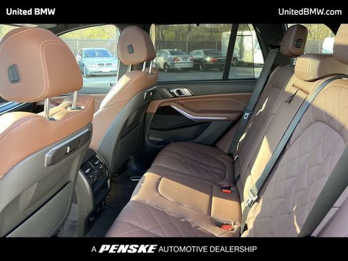 Used 2024 BMW X5 xDrive50e w/ M Sport Package AWD/4WD image 20