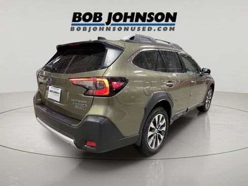 Used 2023 Subaru Outback Touring XT image 8