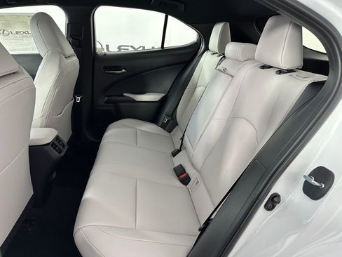 New 2026 Lexus UX 300h AWD image 17