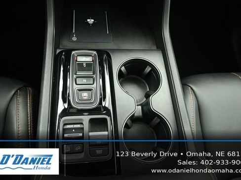 Used 2024 Honda Pilot TrailSport image 32
