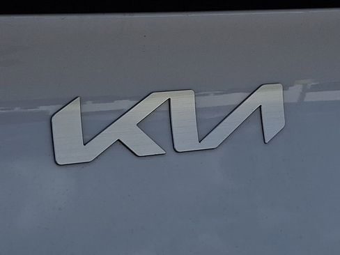 Used 2026 Kia Sportage EX w/ EX Panorama Roof Package image 30