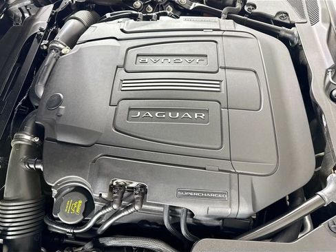 Used 2016 Jaguar F-TYPE Base image 33