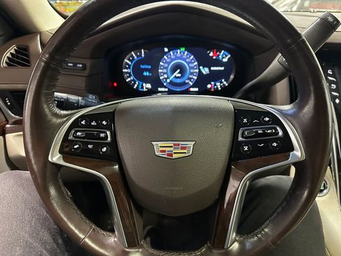 Used 2016 Cadillac Escalade Luxury AWD/4WD image 34