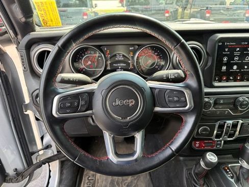 Used 2022 Jeep Gladiator Rubicon w/ Trailer Tow Package AWD/4WD image 18
