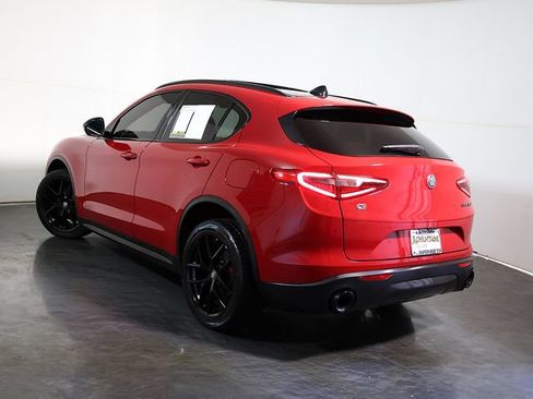 Used 2019 Alfa Romeo Stelvio Ti Sport w/ Quick Order Package 22S Sport AWD/4WD image 2