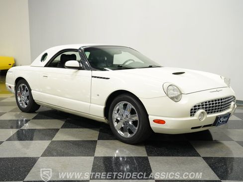 Used 2002 Ford Thunderbird image 16