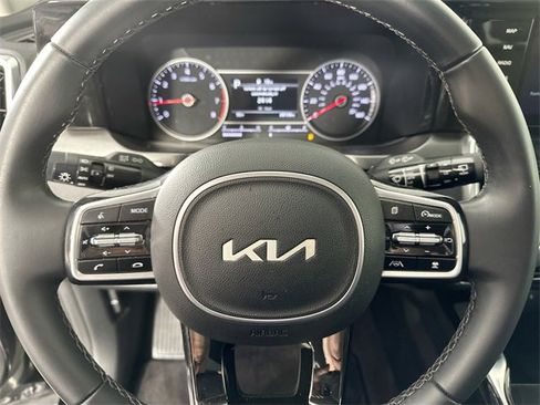 Used 2022 Kia Sorento SX image 23