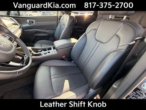 Certified 2025 Kia Sorento S FWD image 13