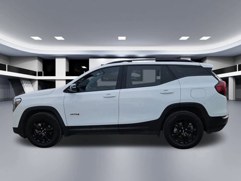 Used 2022 GMC Terrain AT4 w/ Infotainment Package II image 3