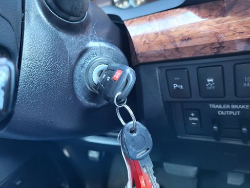 Certified 2019 Toyota Tundra 1794 Edition image 20