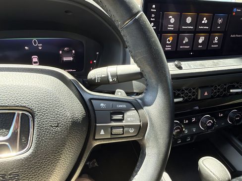 Used 2023 Honda Accord EX-L image 28