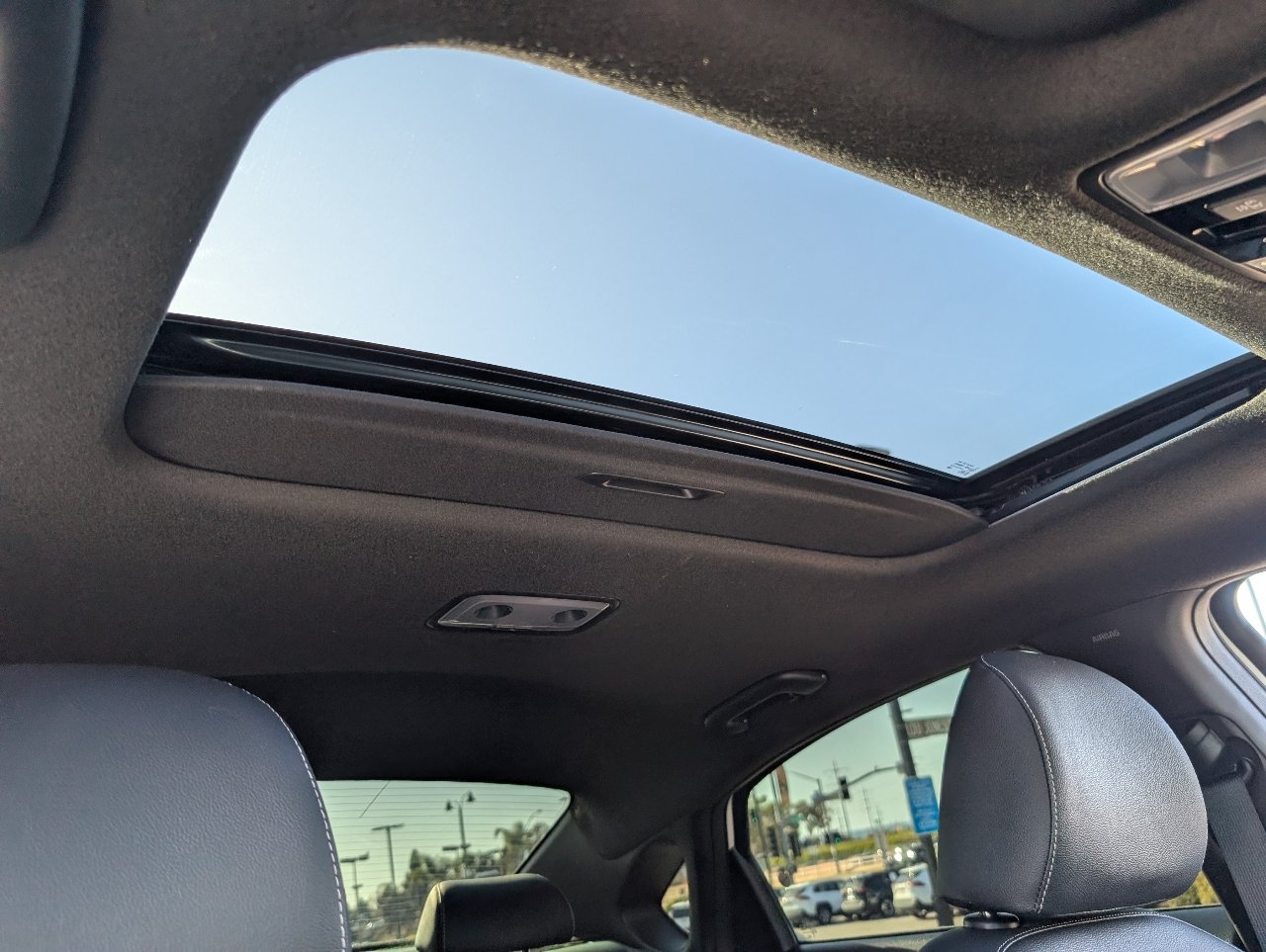 Used 2024 Kia Forte GT-Line w/ GT-Line Premium Package FWD image 3