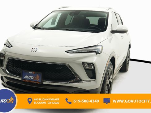Used 2024 Buick Encore GX Sport Touring image 1