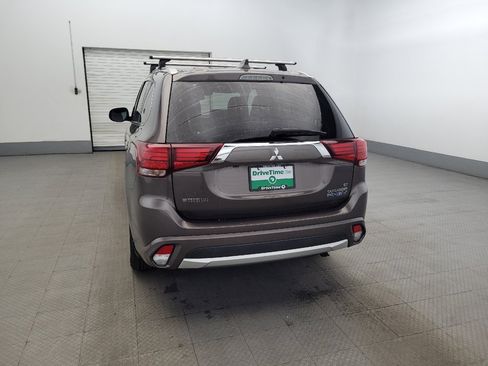 Used 2018 Mitsubishi Outlander GT image 6
