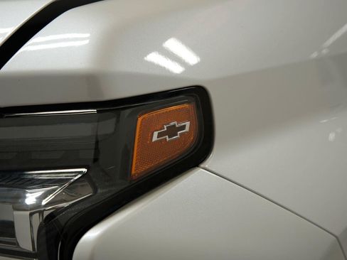 Certified 2024 Chevrolet Silverado 3500 High Country w/ High Country Premium Package AWD/4WD image 15