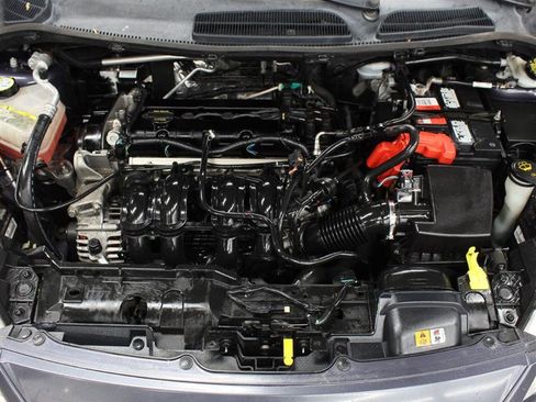 Used 2013 Ford Fiesta SE w/ Super Fuel Economy Pkg image 19