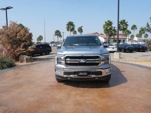 Used 2024 Ford F150 Lariat w/ FX4 Off-Road Package image 6
