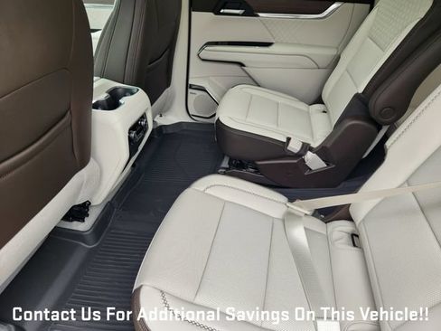 New 2026 GMC Acadia Denali w/ Super Cruise Package FWD image 21