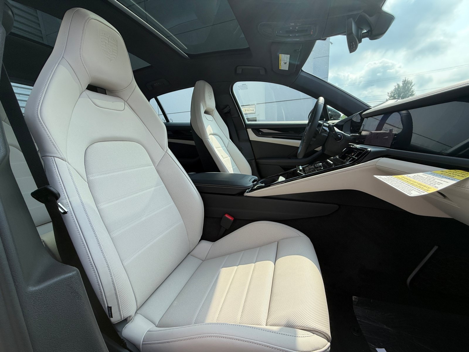 New 2026 Porsche Panamera 4 AWD/4WD image 19