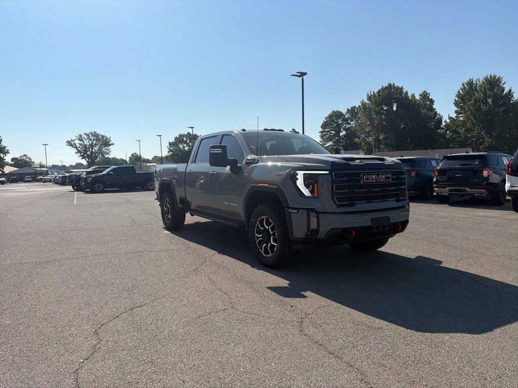 Used 2024 GMC Sierra 2500 AT4 w/ AT4 Premium Plus Package AWD/4WD image 7