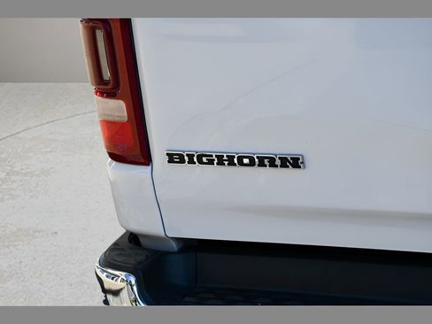Used 2019 RAM 1500 Big Horn RWD image 24