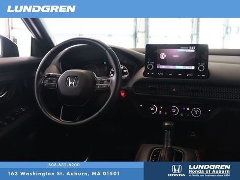 Used 2024 Honda HR-V Sport image 5