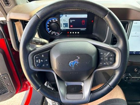 Certified 2023 Ford Bronco Outer Banks w/ Sasquatch Package AWD/4WD image 23