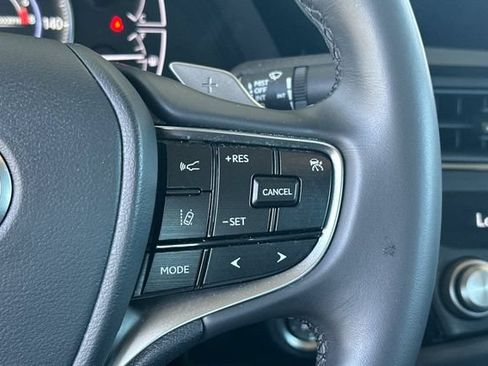 Used 2024 Lexus ES 350 w/ Accessory Package (Z2) FWD image 28