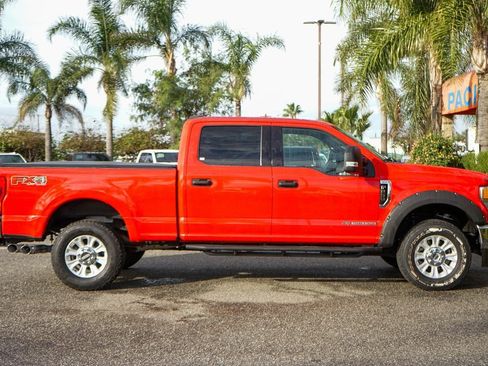Used 2020 Ford F250 XLT w/ FX4 Off-Road Package image 12