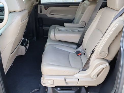 Used 2019 Honda Odyssey EX-L image 6