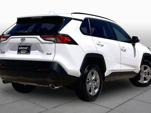 Used 2024 Toyota RAV4 XLE w/ Convenience Package FWD image 13