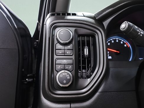 Used 2024 GMC Sierra 1500 Pro w/ Graphite Edition AWD/4WD image 18