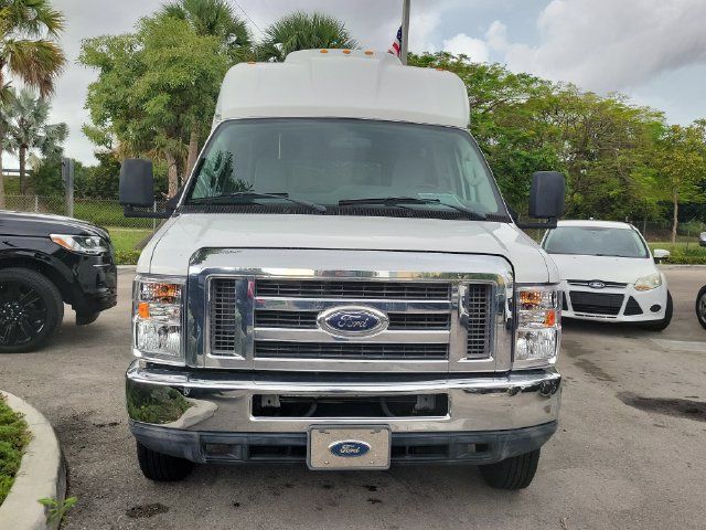 Used 2012 Ford E-350 and Econoline 350 Super Duty w/ Shuttle Bus Prep Pkg RWD image 2