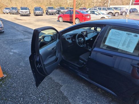 Used 2026 Toyota Corolla LE image 9