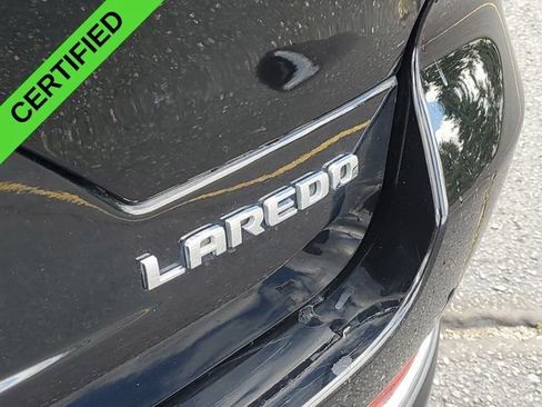 Used 2023 Jeep Grand Cherokee Laredo AWD/4WD image 33