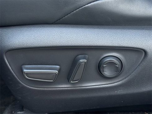 Used 2020 Toyota RAV4 XSE image 30