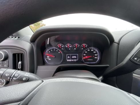 Certified 2025 Chevrolet Silverado 1500 W/T w/ WT Value Package AWD/4WD image 12