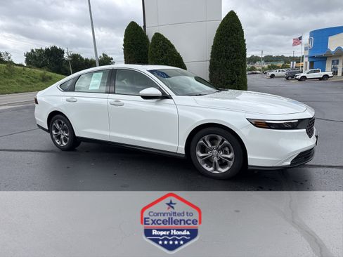 Used 2024 Honda Accord EX image 1