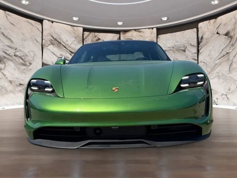 Used 2020 Porsche Taycan 4S image 2