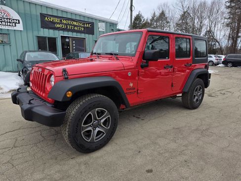 Used 2017 Jeep Wrangler Unlimited Sport w/ Max Tow Package image 6