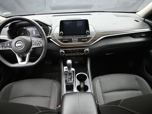 Used 2023 Nissan Altima 2.5 SV image 23