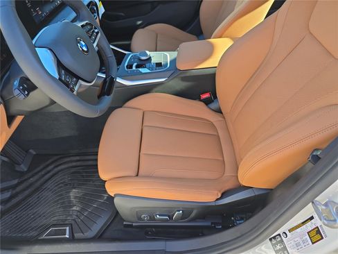 New 2025 BMW 330i xDrive w/ Premium Package image 21