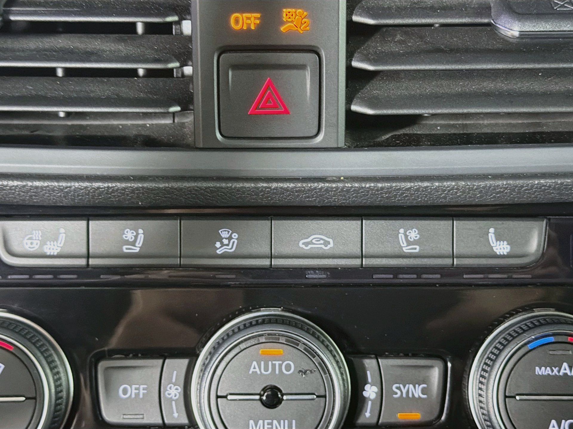 Used 2020 Volkswagen Jetta SEL Premium FWD image 19