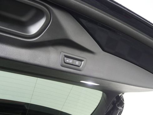 Certified 2025 BMW X5 M60i image 18