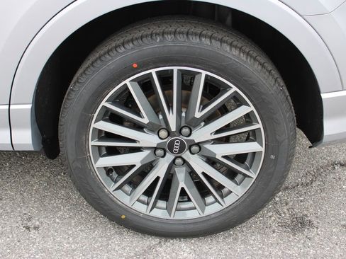 Used 2022 Audi Q3 2.0T Premium w/ Convenience Package image 36