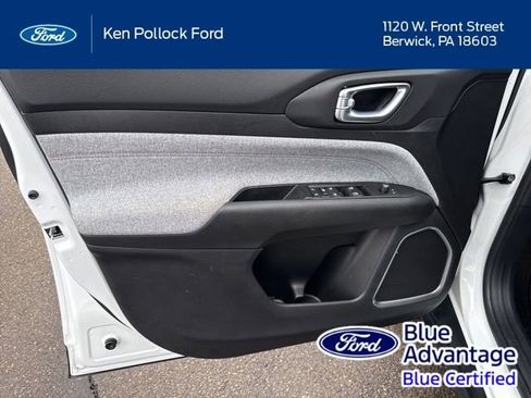 Used 2022 Jeep Compass Latitude image 14