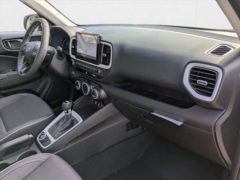 New 2025 Hyundai Venue Limited image 23