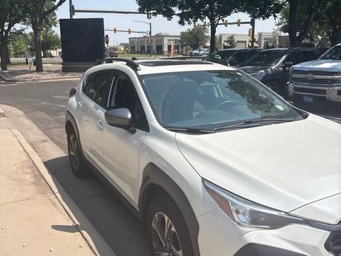 Used 2024 Subaru Crosstrek 2.0i Premium AWD/4WD image 2