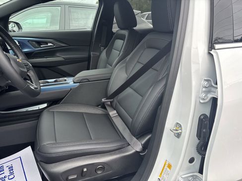 New 2026 Chevrolet Equinox EV LT image 14